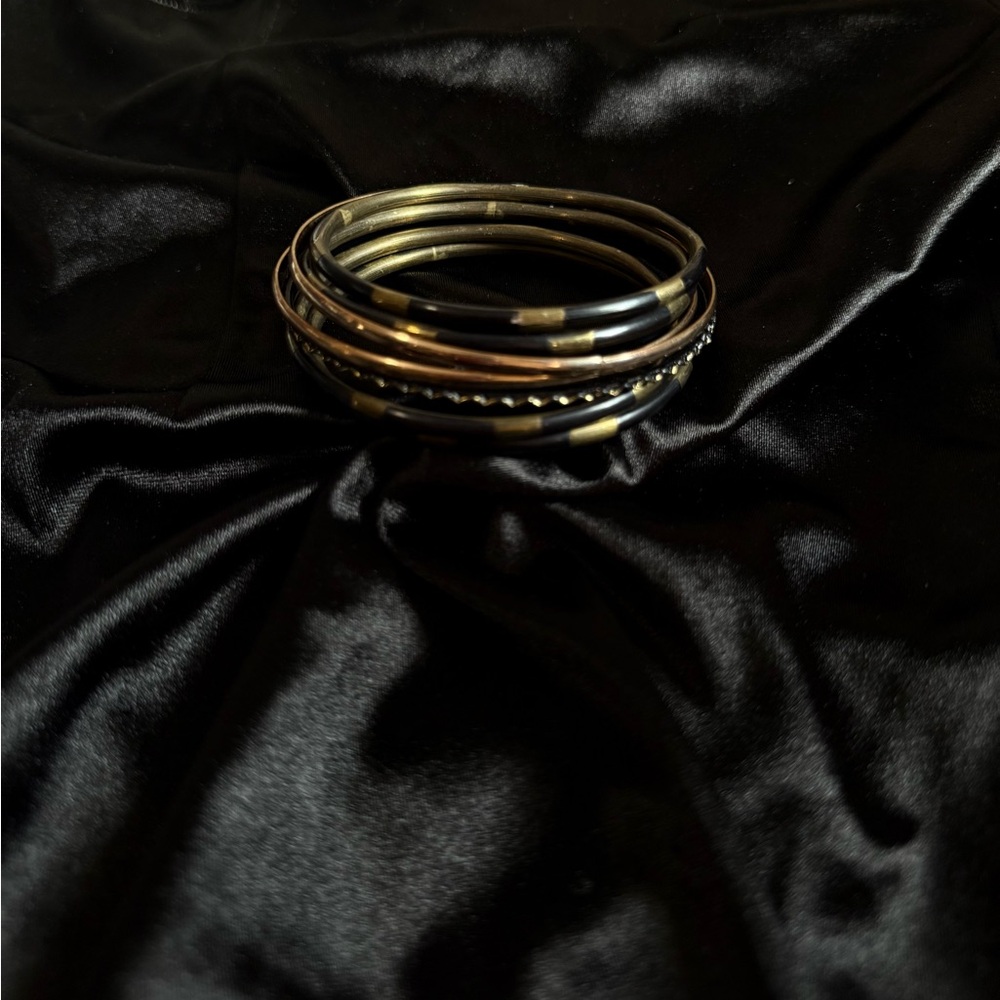 Elegant Black and Gold Bangle Set